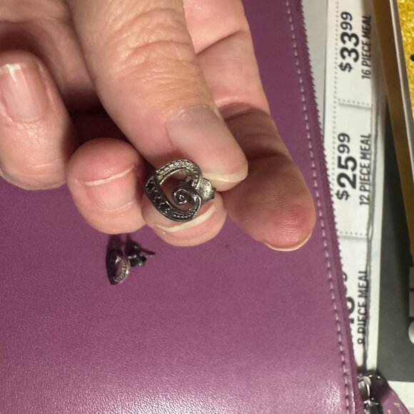 Kay’s. Black and white diamond earrings. - Picture 1 of 2